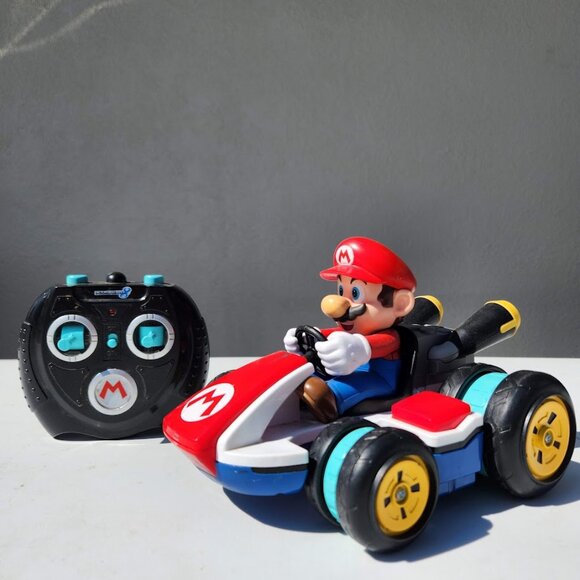 Jakks Nintendo Super Mario Kart 8 Mini Anti-Gravity RC Racer Car R/C Car Vehicle - Picture 1 of 9